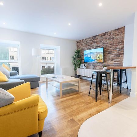 Modern Canal View Home, In City Centre, Sleeps 8 Galway Dış mekan fotoğraf